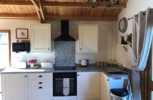 Ventnor Apartment | Cosy dog friendly lodge with an outdoor bath on the Isle of Wight