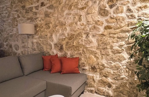 Martigues Apartment | Cosy downtown apartment