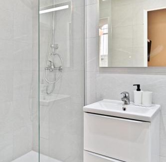 Le Pre-Saint-Gervais Apartment | Cosy et climatisé - Aux portes de Paris