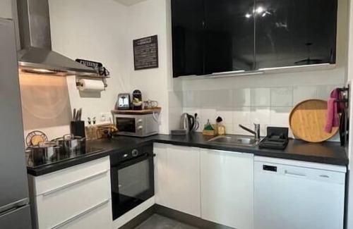 La Joliette Apartment | Cosy flat Marseille Joliette, secured parking lot, Age minimum