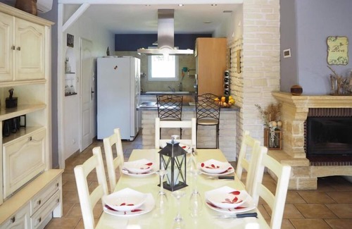 Roaix House | Cosy holiday home with private and heated pool, Roaix-formerly TUI Ferienhaus