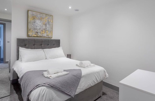 Leeds Apartment | Cosy & Modern 1 Bedroom Apartment, Leeds