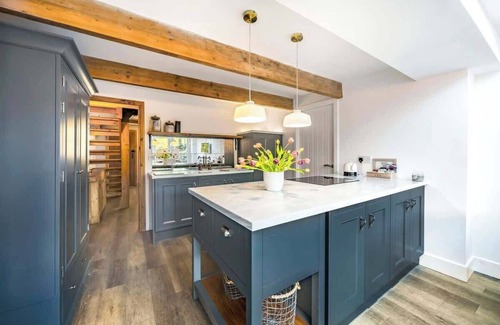 Manchester House | Cosy & Peaceful Cottage - Pet Friendly