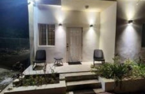 Cooper Jack Bay Settlement Apartment | Cosy Practical Apartment With 10 min Walk to the Beach