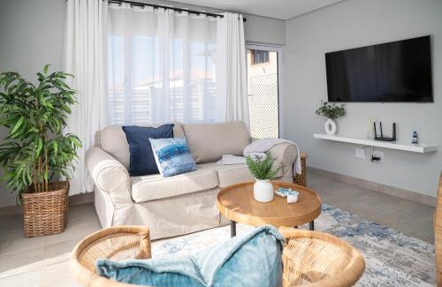 Durban North Apartment | Cosy Private Cottages 3 bedrooms ,salt pool & DSTV