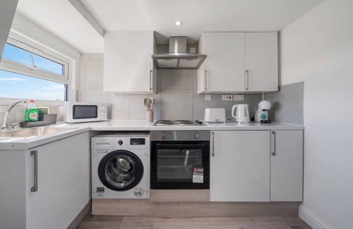 Tooting Apartment | Cosy Stay – The Perfect London Base, with Easy Tube to Top Attractions.