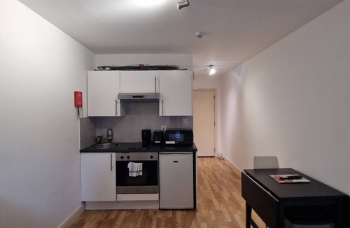 Camberwell Apartment | Cosy studio at Camberwell