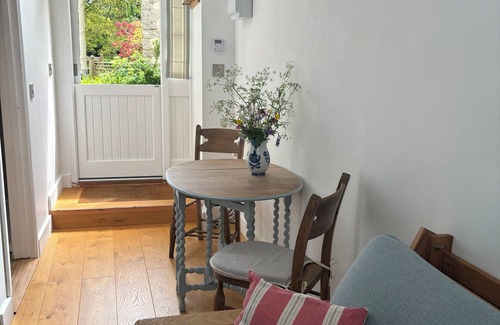 Constantine House | Cosy studio in the Cornish countryside.