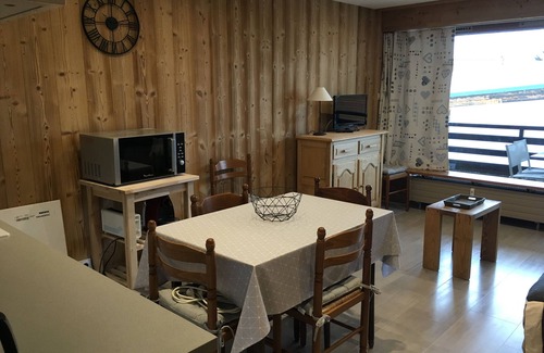Jeux Apartment | Cosy studio near the slopes and resort centre4 people