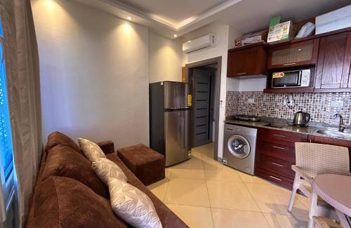 Ras Nasrani Apartment | Cosy Studio on the First Floor with lovely Terrace and Personal Garden Area, Pool View and Free Beach Access in Sharm Hills Resort