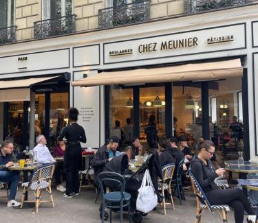 16th Arrondissement Apartment | Cosy Studio paris 16 Victor Hugo