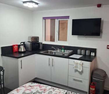 Shrewsbury Apartment | Cosy Studio - Town centre flat with free nearby parking