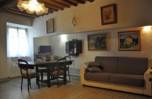 Sassetta Apartment | Cosy town Appartment
