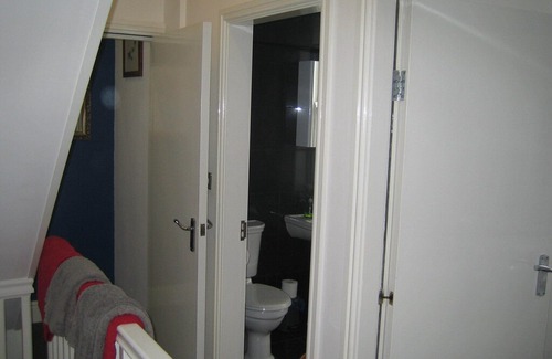 Crosby House | Cosy Townhouse in Waterloo, Liverpool Sleeps 5