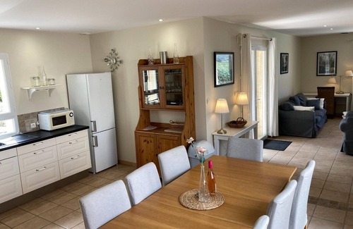 Montbrun-des-Corbieres Villa | Cosy villa with pool