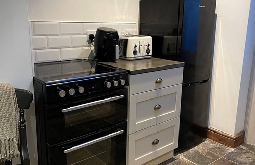 Cwrt Cottage | Cosy Welsh Cottage Eryri