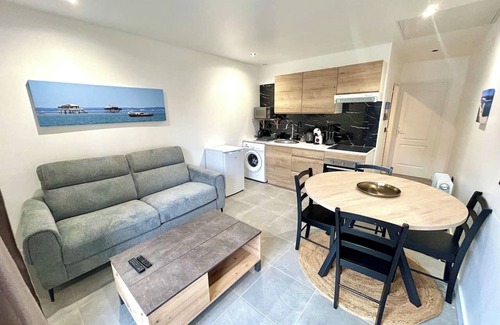 Gradignan House | Cosy - Wifi - Jardinet - Near Bordeaux