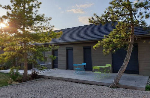 Laubressel House | Cosy Wood House Chambre Blanche