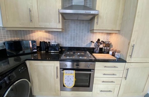 Cheadle Apartment | Cosy2Bed |Manchester | Free Park