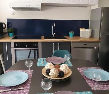 Saint-Lary-Soulan Apartment | CosyLary T3 Pic Lumière 3 étoiles 5 diamants et terrasse avec vue sur les montagnes