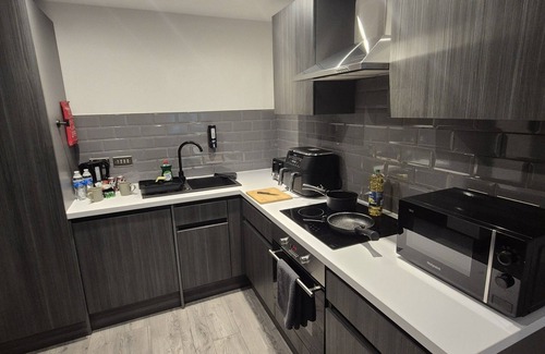Bradford Apartment | Cotswold Escape 15 - City Centre