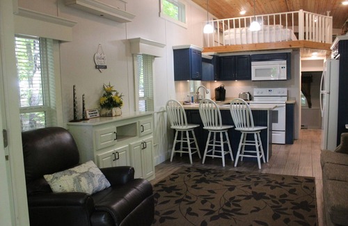 Empire RV Rental | Cottage 7 sleeps 6 people