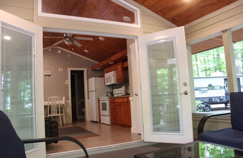Empire RV Rental | Cottage 9 sleeps 4 people