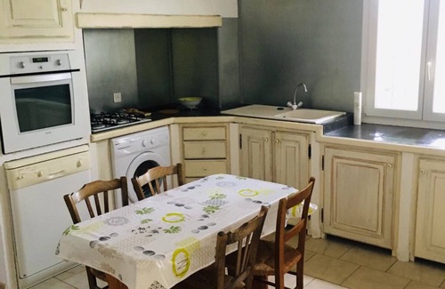 Mormoiron Cottage | Cottage at Marmoiron in the countryside near Bédoin and the Mont Ventoux