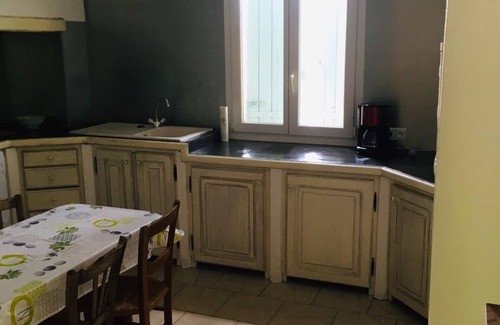 Mormoiron Cottage | Cottage at Marmoiron in the countryside near Bédoin and the Mont Ventoux