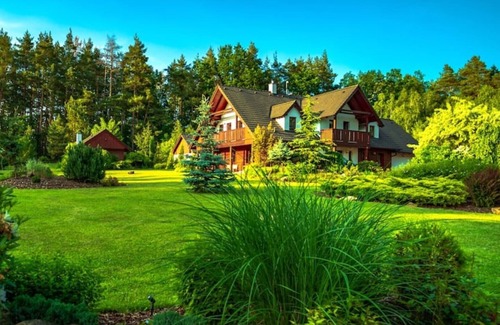 Novy Bor Cottage | Cottage bis ZU Deinen Ohren - DU Wirst es Hier Lieben!