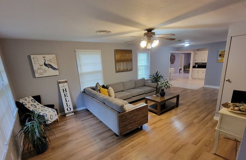 Ellendale House | Cottage close to Shelby Farms