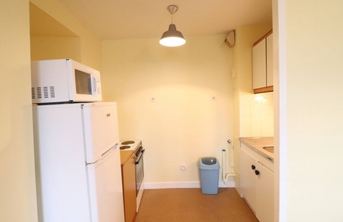 Lorcieres Cottage | Cottage for 3 with TV and pets allowed in Lorcières