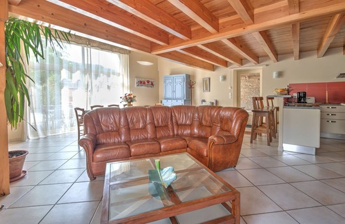 Severac-l'Eglise Cottage | Cottage 2 to 9 people