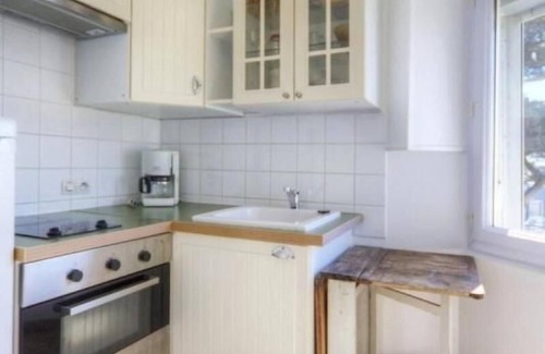 Tharon-Plage Cottage | Cottage in Tharon: 2 bedrooms, terrace, parking, near the sea