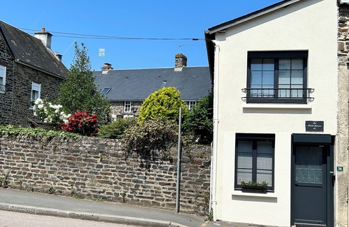 Pont-d'Ouilly House | Cottage in Center of Pont-d’Ouilly, Calvados, Normandy, France.