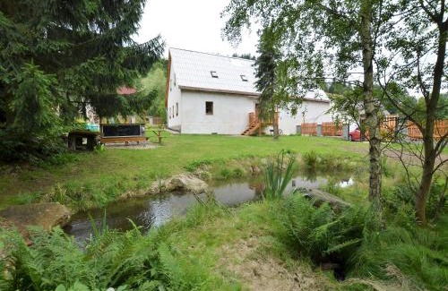 Liberec House | Cottage in Liberec with Sauna and Ski Nearby