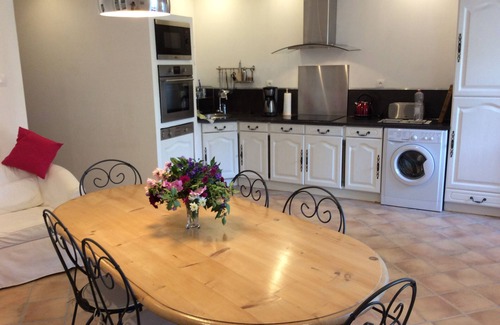 Le Somail Cottage | Cottage in Maison Vigneronne le Somail on Canal du Midi 25km from the Mediterranean