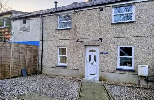 Rhiwbryfdir House | Cottage in Snowdonia