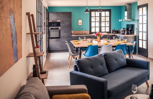 Cairanne Villa | Cottage in the vineyard with view of Mont Ventoux