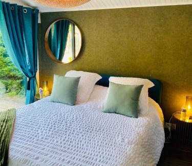 Prouilly House | Cottage, Lodge & Spa