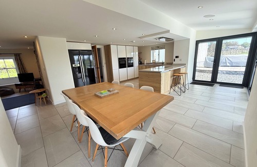 Grange-over-Sands Cottage | Cottage near Lake Windermere