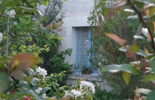 Luzille Cottage | Cottage near Loire castles, pets allowed