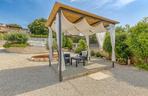 Musalez House | Cottage Nilda I