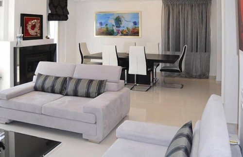 Perama House | Cottage, Perama
