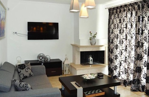Perama House | Cottage, Perama