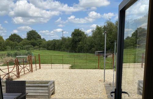 Sherborne House | Cottage Retreat- Sleeps 4 Garden