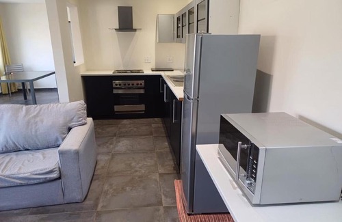 Greater Johannesburg Metropolitan Area Apartment | Cottage Self-Catering Fully Fitted Private Unit 6
