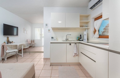 Cervar Porat House | Cottage Sunset in Cervar Porat