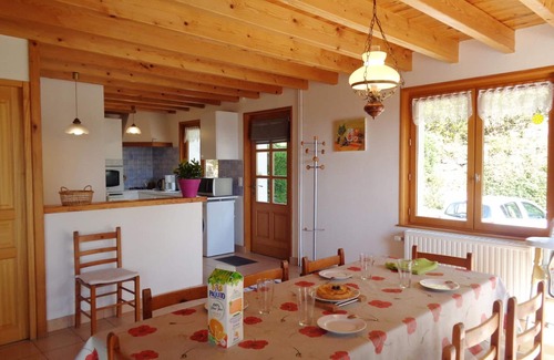 La Tuiliere Cottage | Cottage with fireplace, pets allowed
