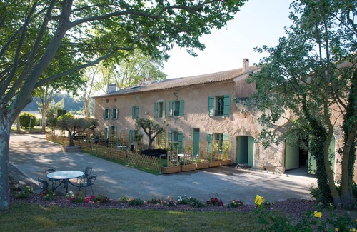 Ouveillan Cottage | Cottage with view of the Canal du Midi in the heart.